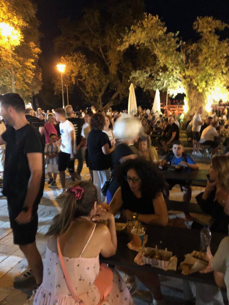 Το Naoussa Street Food Festival καθιερώνεται ως θεσμός γαστρονομίας και οίνου στη Νάουσα