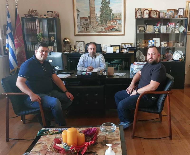 Συνάντηση Δημάρχου Βέροιας με τους νέους προέδρους Ζαχαροπλαστών και Αρτοποιών – τι συζήτησαν