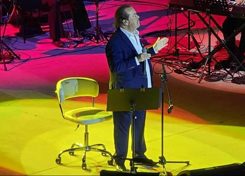 Η Βέροια υποδέχθηκε τον Γιάννη Πάριο σε μια μαγική συναυλία