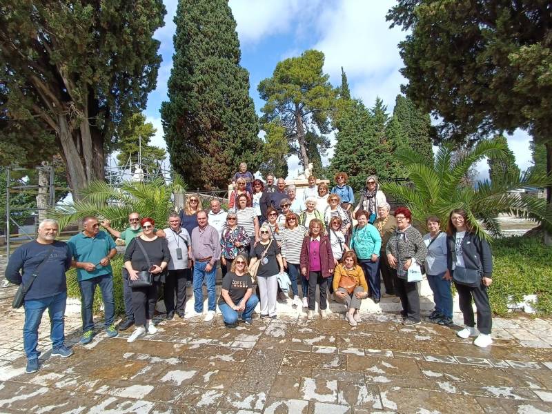 Στα μονοπάτια της ιστορίας και της παράδοσης – Εκδρομή του Λαογραφικού Συλλόγου Βλάχων Νάουσας στην Πελοπόννησο