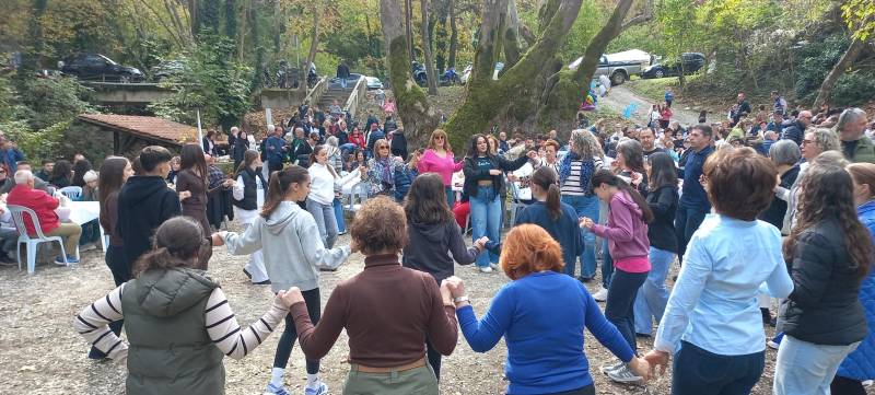 «Γιορτή Παραδοσιακών Προϊόντων» στη Φυτειά – Μια φθινοπωρινή πανδαισία γεύσεων
