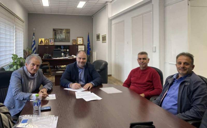 Νάουσα: Υπογράφηκε η σύμβαση για την κατασκευή του Καταφυγίου Αδέσποτων Ζώων