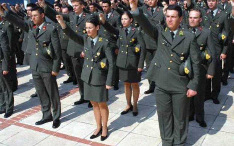 Ενημέρωση για τις Παραγωγικές Σχολές του Στρατού Ξηράς στη Βέροια