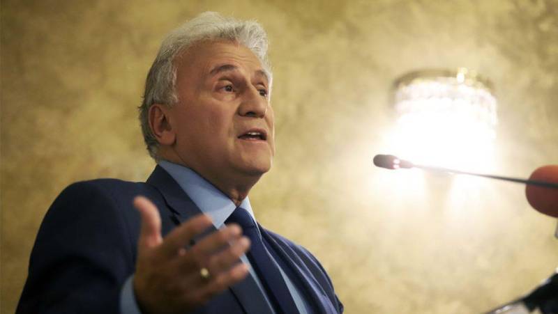 Κάθειρξη 8 ετών για εικονικά έργα και προσλήψεις υπαλλήλων στον Παναγιώτη Ψωμιάδη