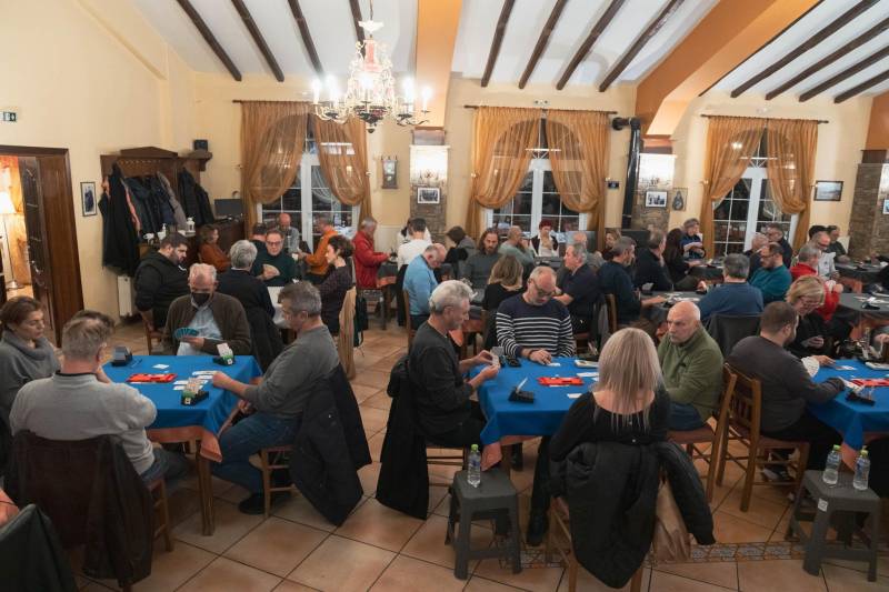Αγώνες και απόδραση: Η Λέσχη Μπριτζ Βέροιας σε ένα τριήμερο γεμάτο παιχνίδι και διασκέδαση στο Ελατοχώρι