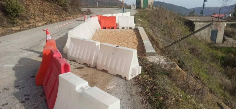 Αποκατάσταση κατολίσθησης στον δρόμο Νάουσας – Αρκουδοχωρίου