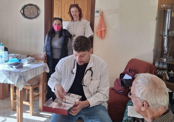 Συνεργασία του Βοήθεια στο Σπίτι Δήμου Βέροιας με τις Κινητές Ομάδες Υγείας του ΕΟΔΥ