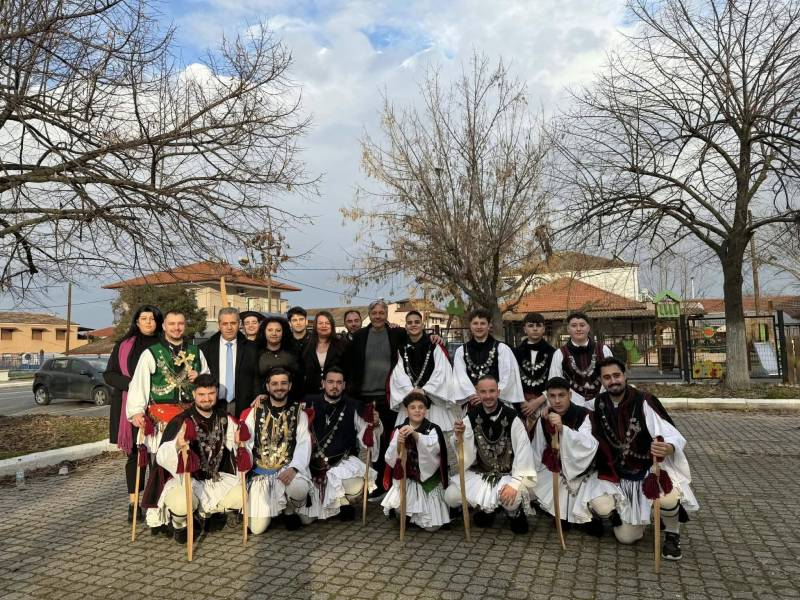 Θεοφάνεια με άρωμα παράδοσης στην Αγκαθιά – Αναβίωσαν Ρουγκάτσια και Γουρουνοχαρά