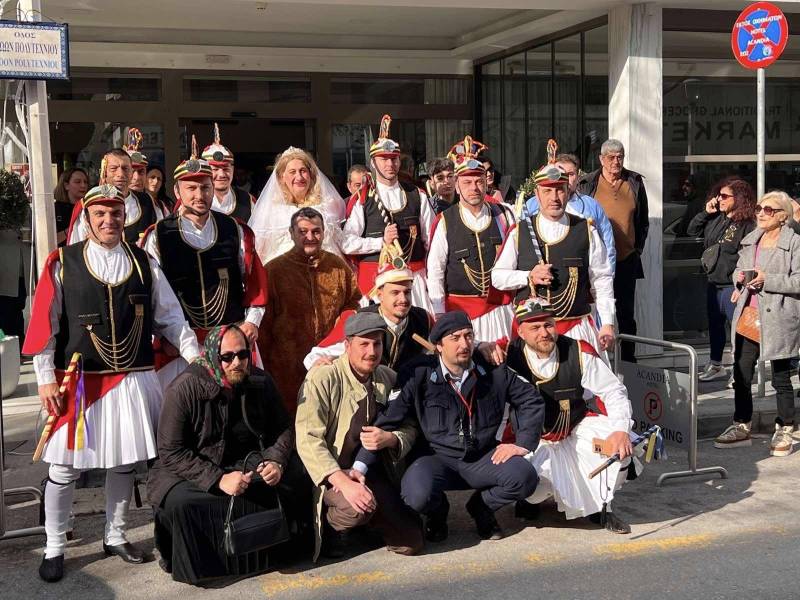 Οι Μωμόγεροι του Ροδοχωρίου σε ένα αξέχαστο διήμερο στη Ρόδο