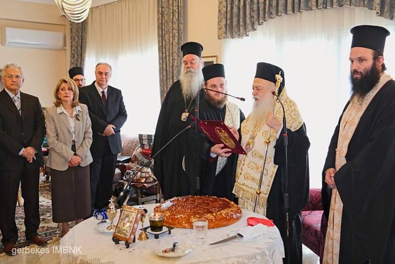 Κοπή Βασιλόπιτας και οικονομική ενίσχυση της Μητροπόλεως στο Γηροκομείο Βεροίας