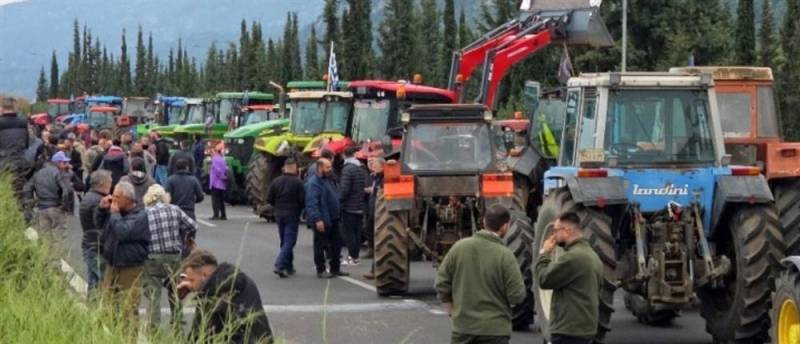 «Ναι» στον διάλογο με Μητσοτάκη η απόφαση των αγροτών