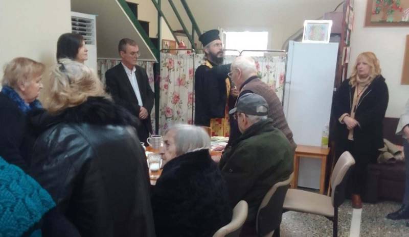 Κοπή της βασιλόπιτας στο Κέντρο Ημερήσιας Φροντίδας Ηλικιωμένων του Δήμου Βέροιας