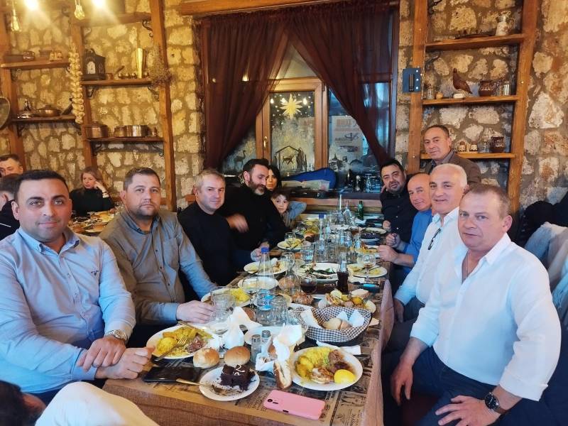 Ο Σύνδεσμος Εργοληπτων Ηλεκτρολόγων Βέροιας έκοψε την βασιλόπιτα