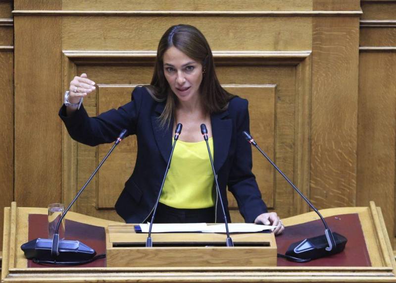 Δόμνα Μιχαηλίδου: «Ανοίγει σήμερα για τους γονείς η πλατφόρμα των “Νταντάδων της Γειτονιάς”»