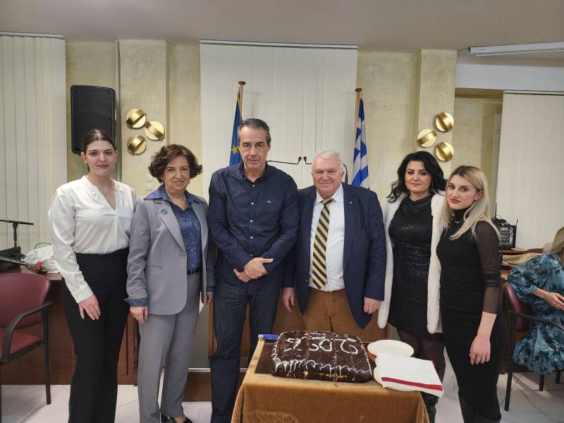Ο Δικηγορικός Σύλλογος Βέροιας έκοψε την βασιλόπιτα