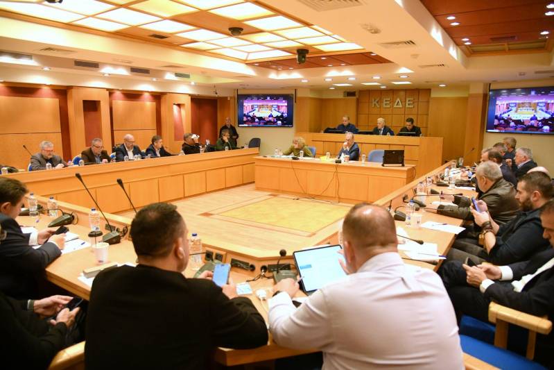 ΚΕΔΕ: Στο επίκεντρο η Συνταγματική Αναθεώρηση, το πρόγραμμα 55+ και τα Τοπικά Πολεοδομικά Σχέδια