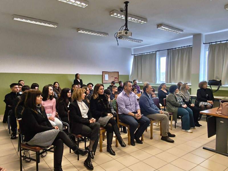 Το CERN στο Γυμνάσιο Ριζωμάτων