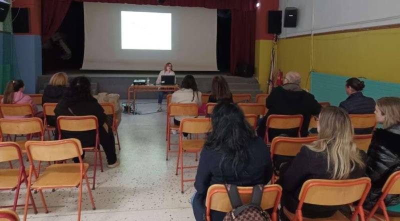 Ο ρόλος της οικογένειας στην ψυχοκοινωνική ανάπτυξη των παιδιών σε εκδήλωση στο 1ο Δημοτικό Βέροιας