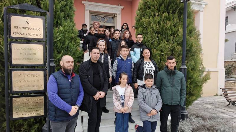 Ταξίδι στην ιστορία για τον Σύλλογο Ποντίων Μακροχωρίου στο Βλαχογιάννειο Μουσείο