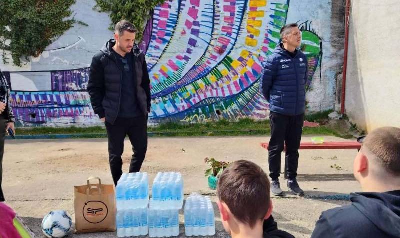 Μαθήματα ζωής μέσα από το νερό: Ο Σύνδεσμος Προπονητών Ημαθίας κοντά στους μαθητές