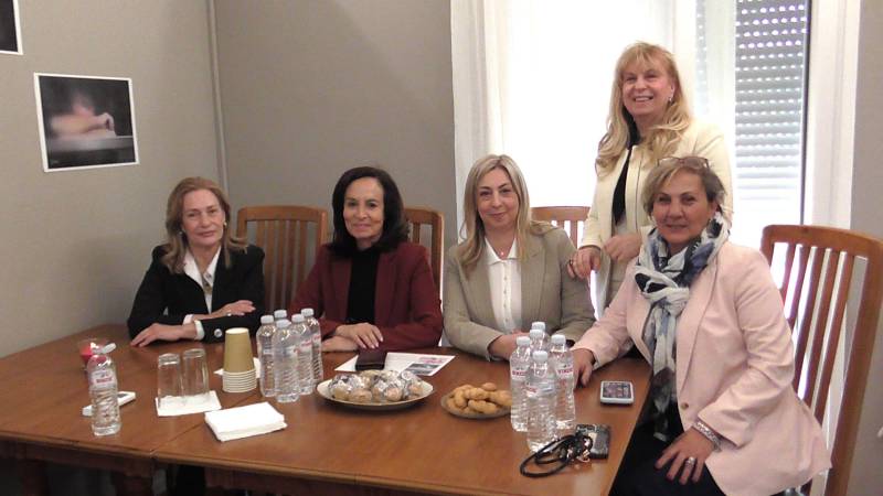 Επίσκεψη της  Άννας Διαμαντοπούλου στον «Έρασμο»
