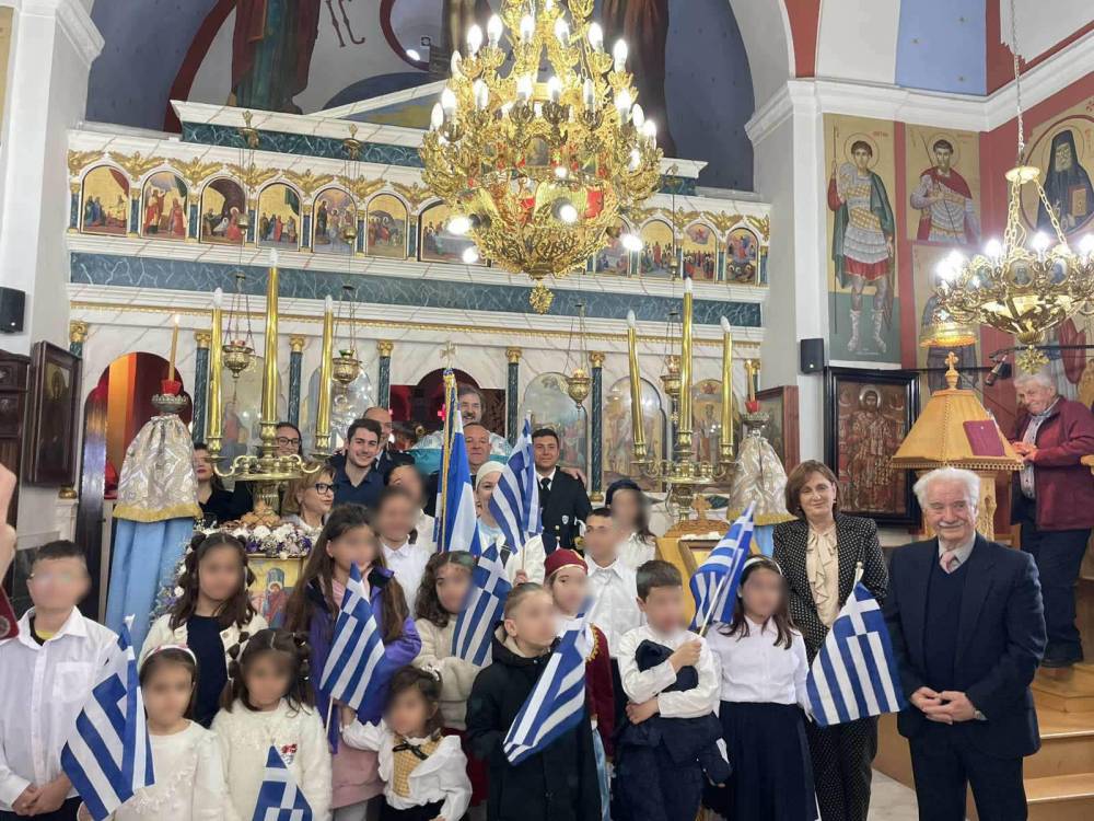 Βεροιώτης εκπαιδευτικός συγκίνησε με τον πανηγυρικό του στην Κέα