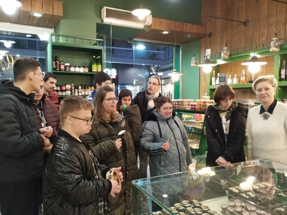 Τα «Βήματα Μαζί» μετέφεραν το μήνυμα της άνοιξης με τα παραδοσιακά Χελιδονίσματα