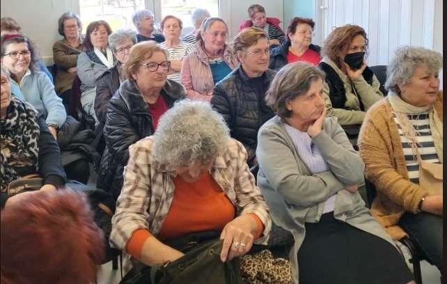 Ενημερωτική δράση στη Βιβλιοθήκη Μακροχωρίου για τις επιπτώσεις της βίας στην υγεία των γυναικών