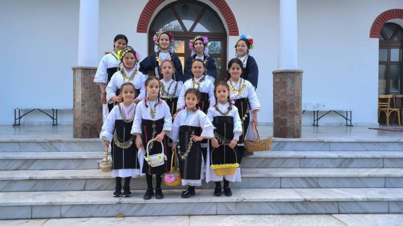 Αναβίωσαν οι “Λαζαρίνες” στην Βεργίνα