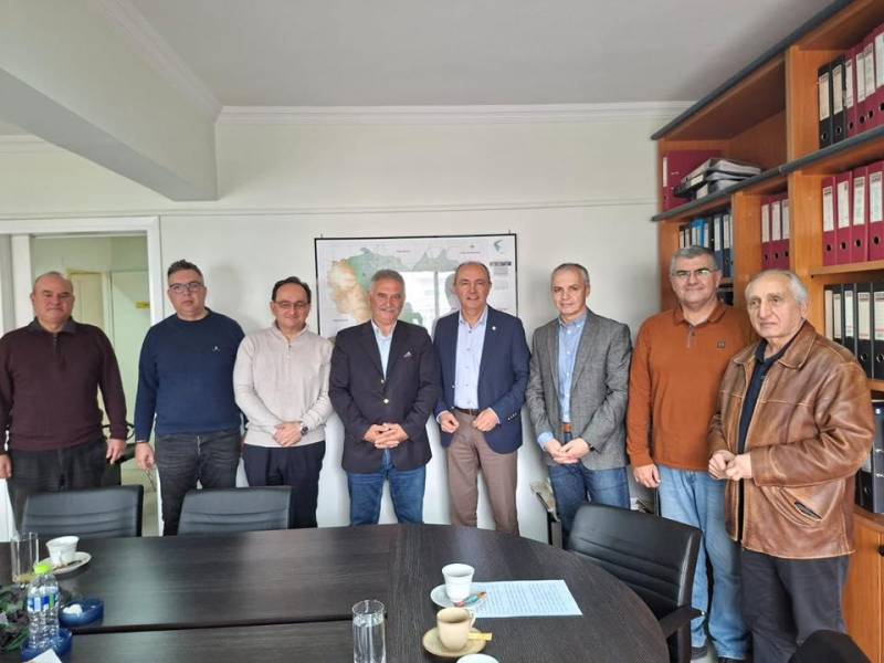 Περιοδεία Θ. Καράογλου σε Αλεξάνδρεια, Βέροια και Νάουσα – Στο επίκεντρο τα προβλήματα των τοπικών κοινωνιών