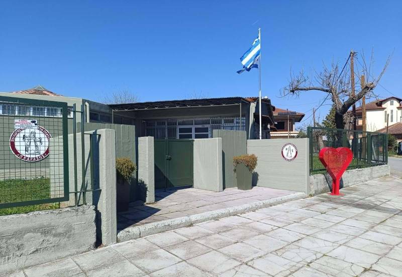 Μεταλλική «καρδιά» στο Πλατύ μετατρέπει την ανακύκλωση σε πράξη αλληλεγγύης