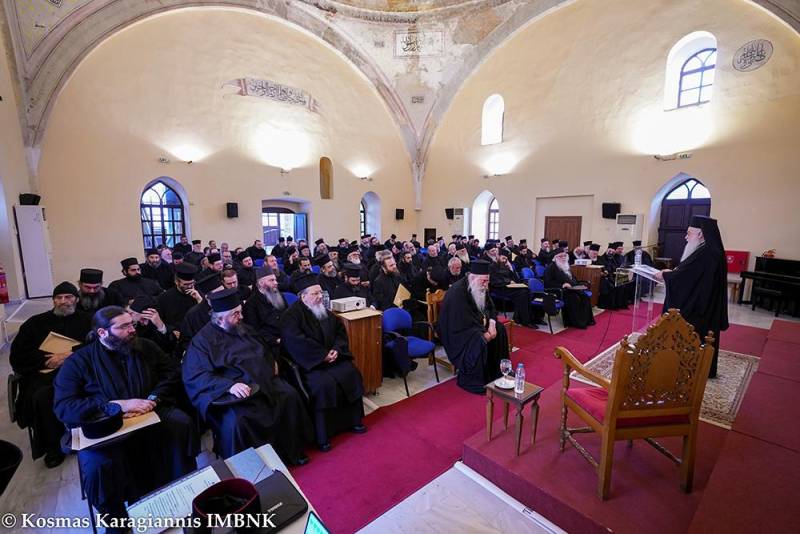 Ιερατική σύναξη στην Βέροια πριν την Μεγάλη Εβδομάδα