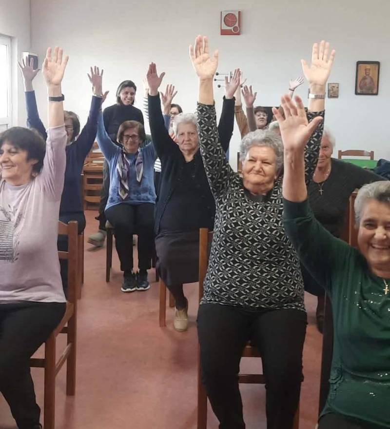 Δυναμική συμμετοχή στα ΚΑΠΗ Μαρίνας και Νάουσας – Νέες δράσεις γυμναστικής φέρνει ο Δήμος