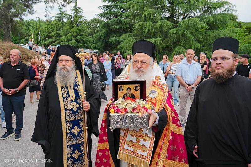 Η Βέροια υποδέχθηκε την τιμία Κάρα του Οσίου Δαβίδ στον Άγιο Λουκά