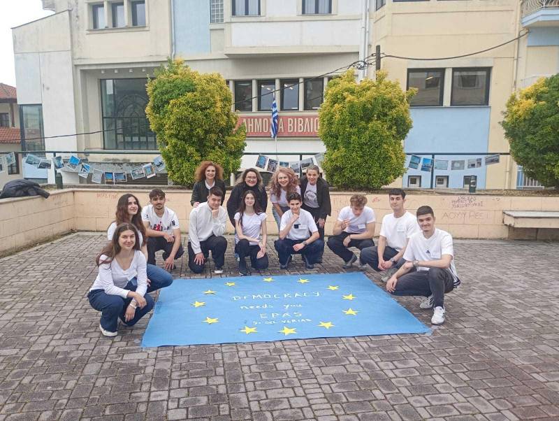 Από τις Βρυξέλλες στη ζωή μας: Οι μαθητές του 5ου ΓΕΛ Βέροιας ανέδειξαν το ευρωπαϊκό αποτύπωμα στην Ημαθία