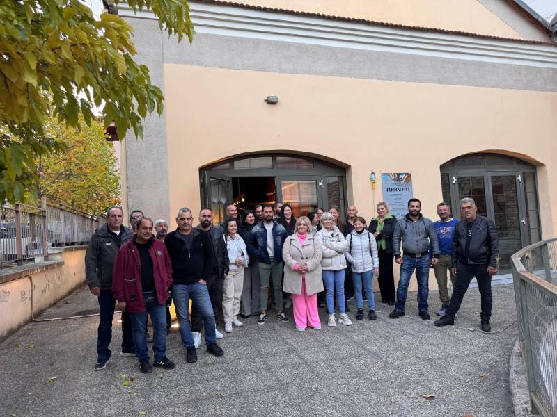 Δύο δημιουργικές επισκέψεις στον κόσμο της τέχνης για το ΣΔΕ Νάουσας
