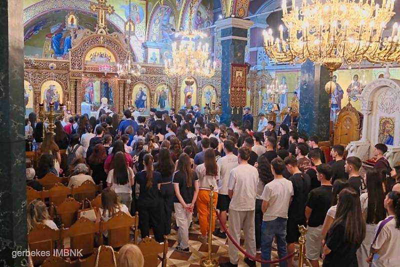 Με ευχές και πνευματική στήριξη οι υποψήφιοι των Πανελλαδικών στην Ημαθία