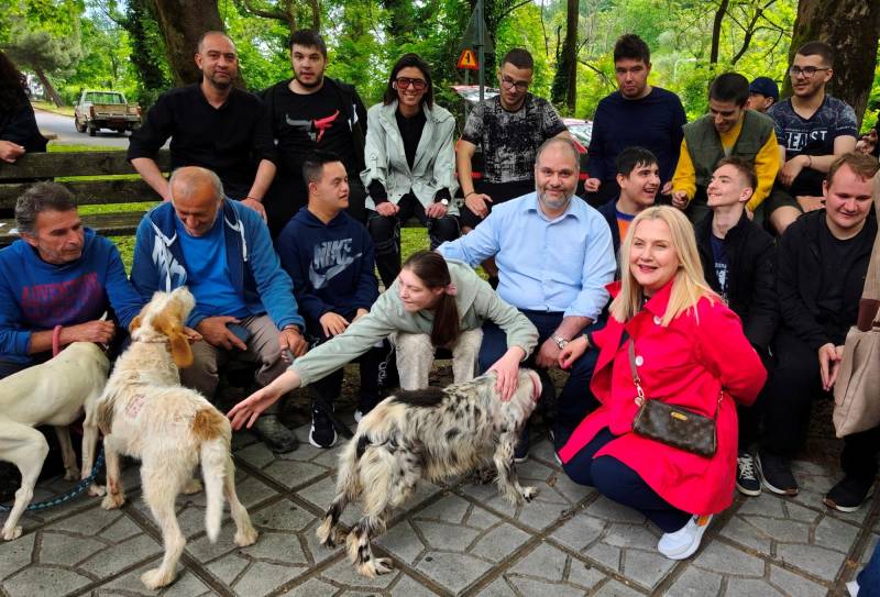 «Δώσε μια Ευκαιρία – Υιοθέτησε έναν Φίλο»: Δράση ευαισθητοποίησης για τα αδέσποτα στη Νάουσα