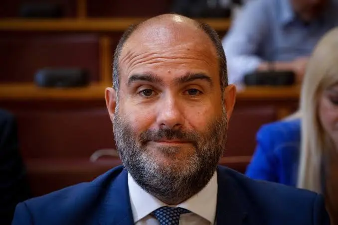 Δημήτρης Μαρκόπουλος: «Δεν προβλέπεται να δοθεί 13η σύνταξη και μισθός στους δημόσιους υπάλληλους»