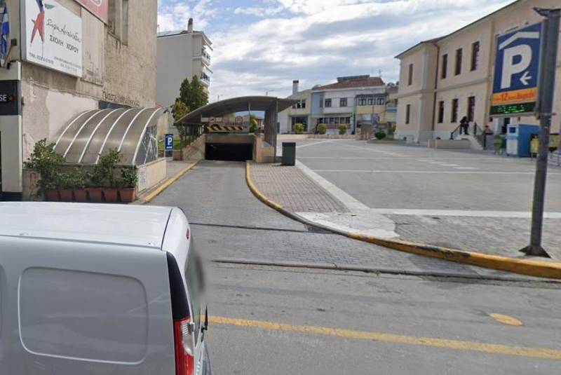 Αναβλήθηκε η συζήτηση για την εκμίσθωση του υπόγειου πάρκινγκ του Δημαρχείου μετά την παρέμβαση των εργαζομένων
