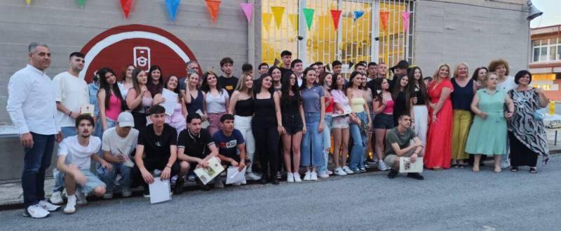 Συγκίνηση, χαμόγελα και αισιοδοξία στην τελετή αποφοίτησης στο Λύκειο Μελίκης