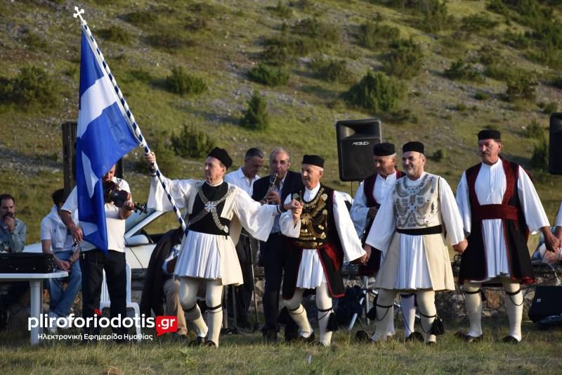 Μήνυμα ενότητας και ελληνικότητας των Βλάχων από το Ξηρολίβαδο