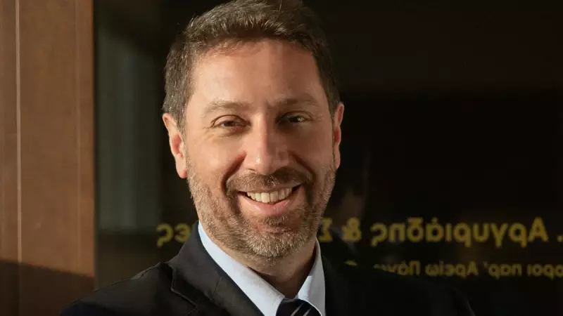 Μάτια ερμητικά κλειστά