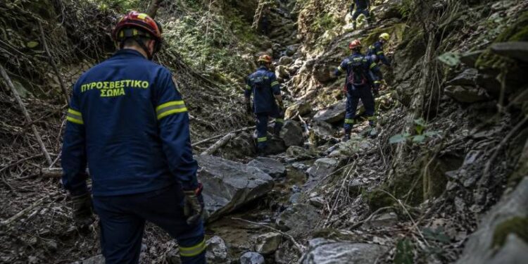 Συναγερμός στη Βέροια για αγνοούμενο αλλοδαπό – Βρέθηκε τραυματισμένος σε δύσβατο ρέμα