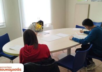 «Μπαμπά, η κυρία εξηγεί πολύ ωραία!»