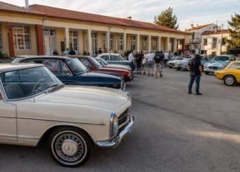 «Ραντεβού» κλασικών αυτοκινήτων στη Νάουσα τον Σεπτέμβριο