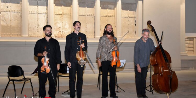 Η περσική μουσική και τα ξεχωριστά μουσικά όργανα παρουσιάστηκαν στο Πολυκεντρικό Μουσείο Αιγών