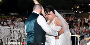 Νεόνυμφοι έκλεψαν την παράσταση στην Πατρίδα