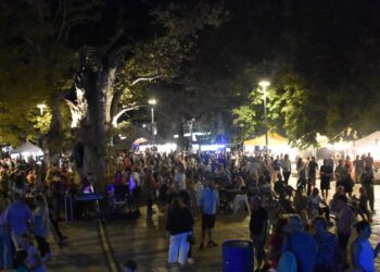 Δυνατή πρεμιέρα για το Street Food Festival στη Νάουσα