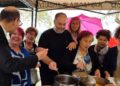 Το ΚΑΠΗ Νάουσας έφτιαξε λουκουμάδες αγάπης